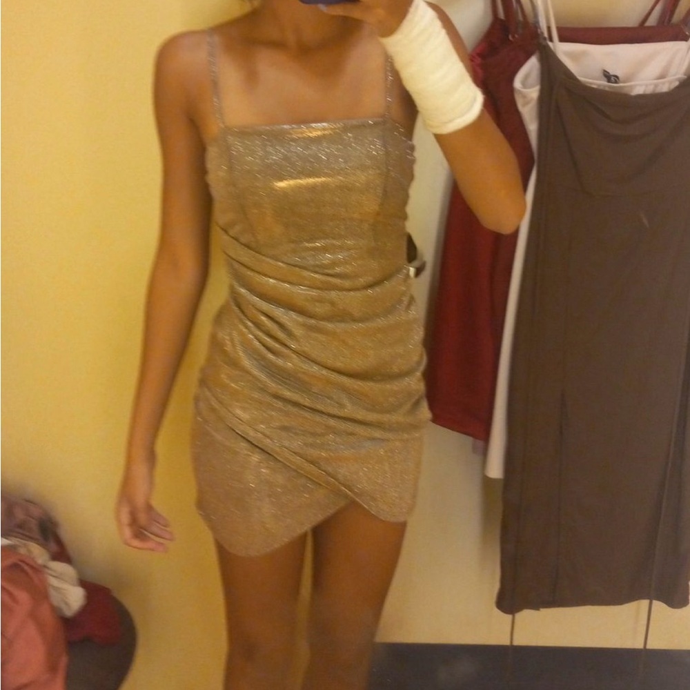 Windsor Gold Hoco Dress